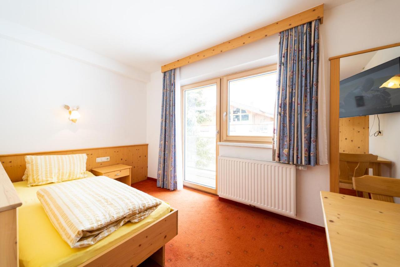 Apartamento Haus Rosmarie Sankt Anton am Arlberg Exterior foto